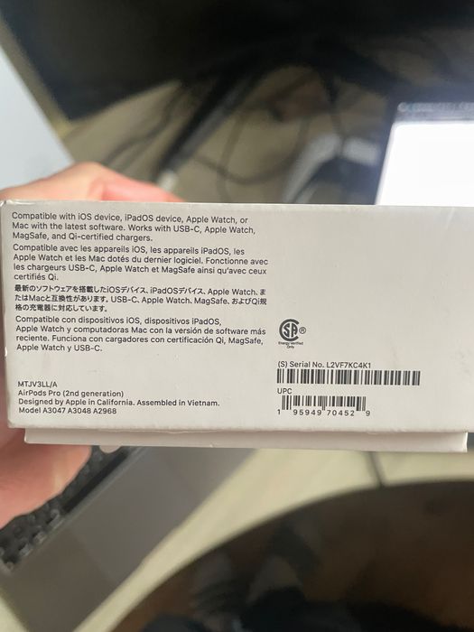 Airpods 2 PRO, same słuchawki