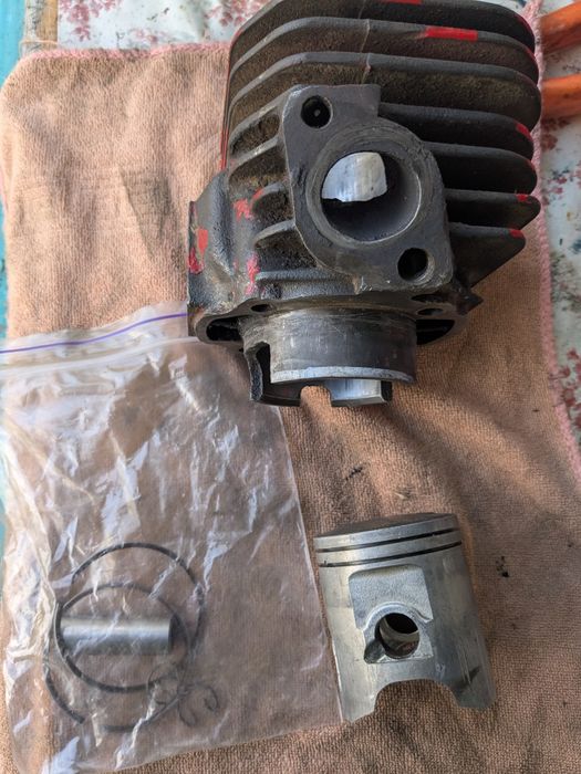 Продам поршневая группа