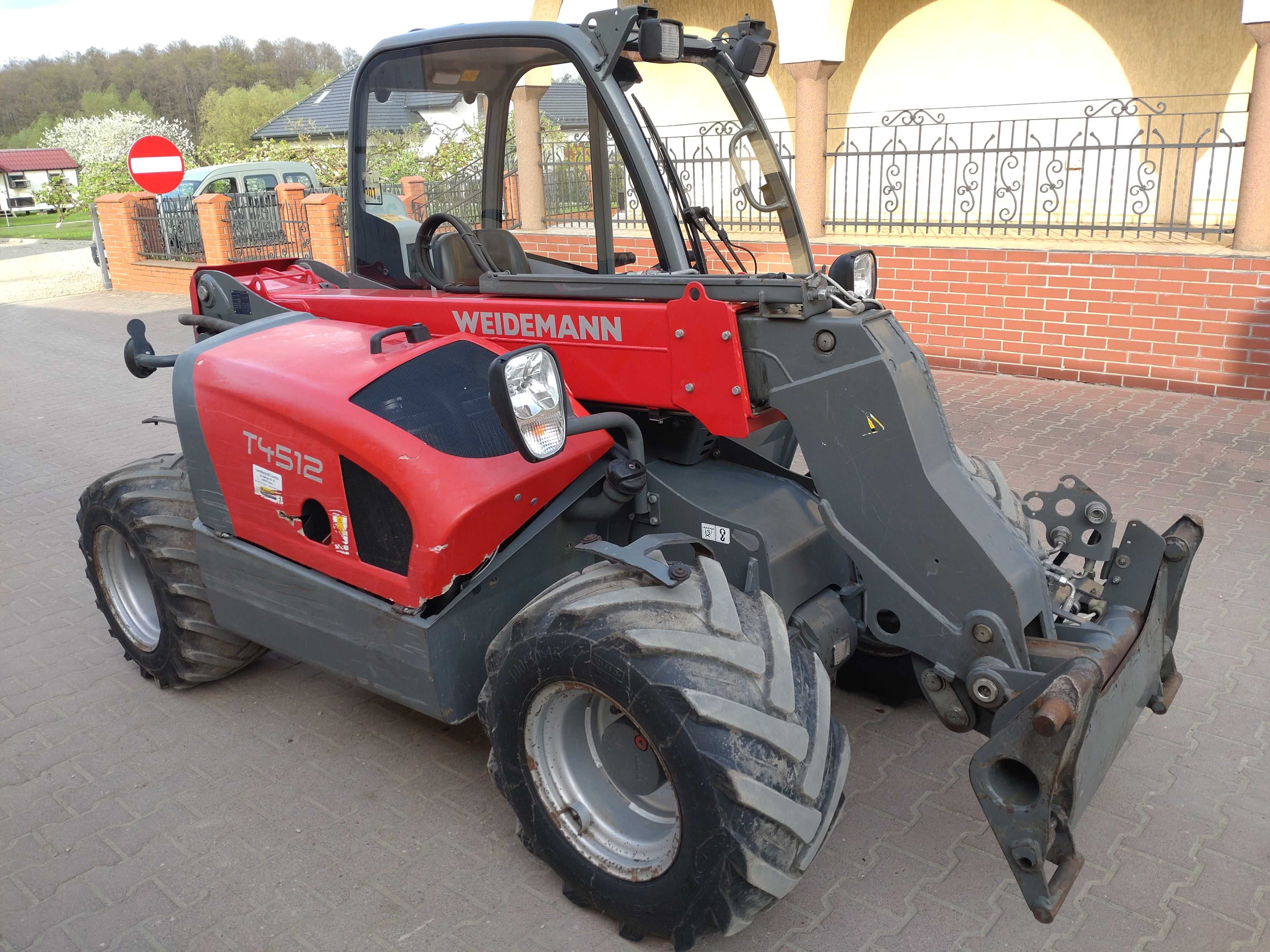 Ladowarka Weidemann T4512