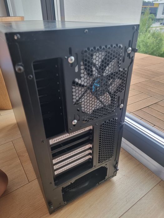Obudowa Fractal Design Define R5 FD-CA-DEF-R5-BK