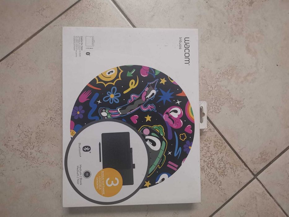 Wacom Intuos Medium/Black Bluetooth USB