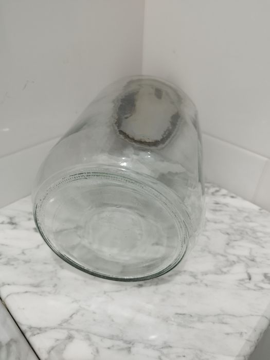 Frasco antigo em vidro - 26cm altura.