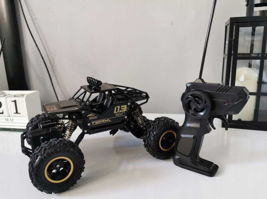 NOWY zdalnie sterowany samochód RC DUŻY 4X4 + DARMOWA DOSTAWA + GRATIS
