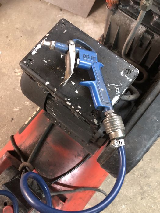 Compressor BlackDecker 100L