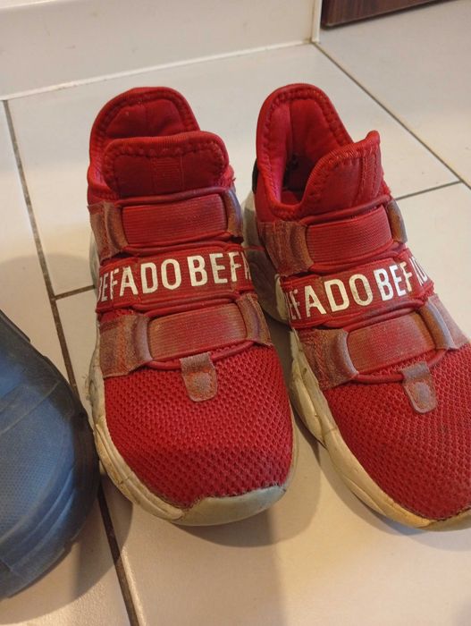 Zestaw bucików rozmiar 30 dla chłopca