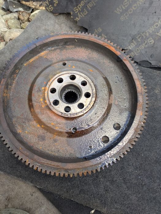 Комплект маховик + корзина +дискToyota RAV4 2.0 бензин 2001 2006 р