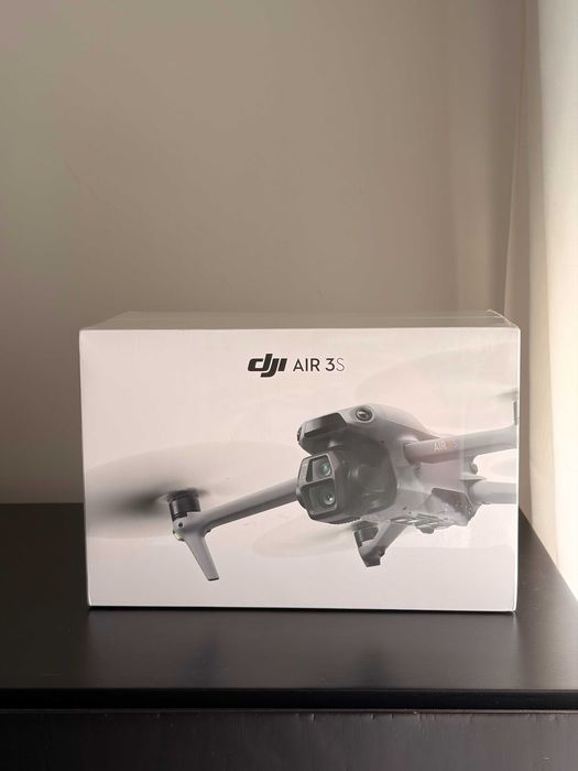 Drone DJI Air 3s Selado