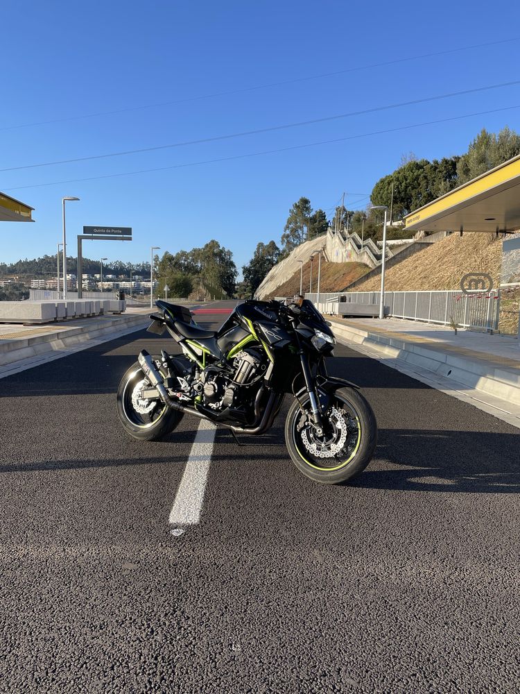Kawasaki Z900 ABS com muitos extras