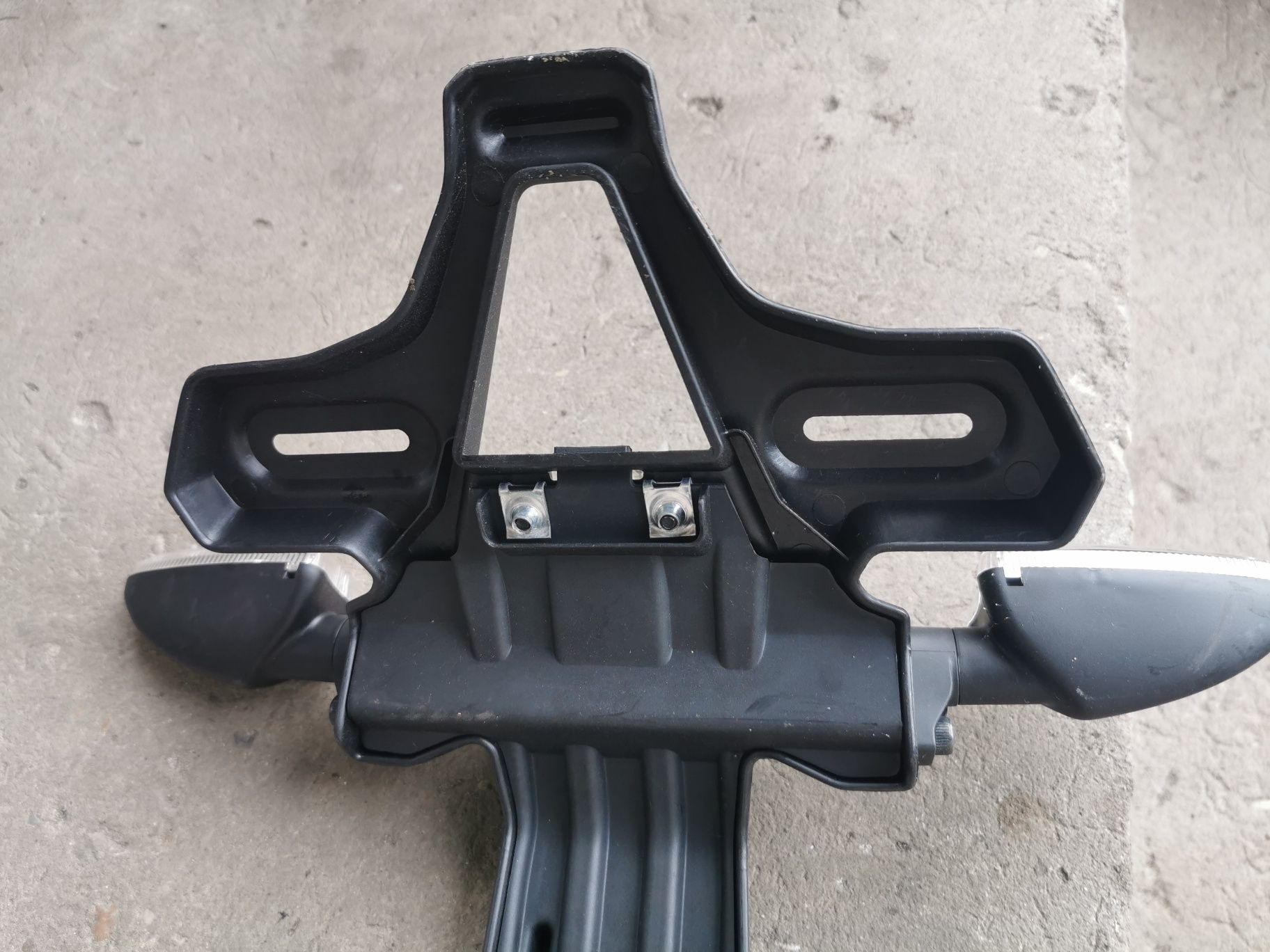 Tylny błotnik z kierunkami Yamaha YZF R125 Ogon