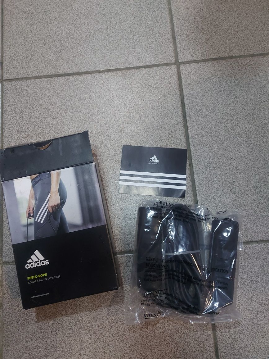 Скакалка чорна Adidas