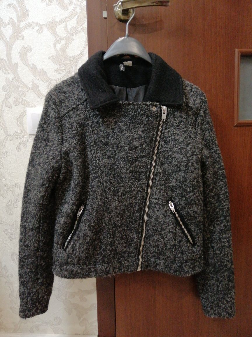 Короткое стильное пальто H&M