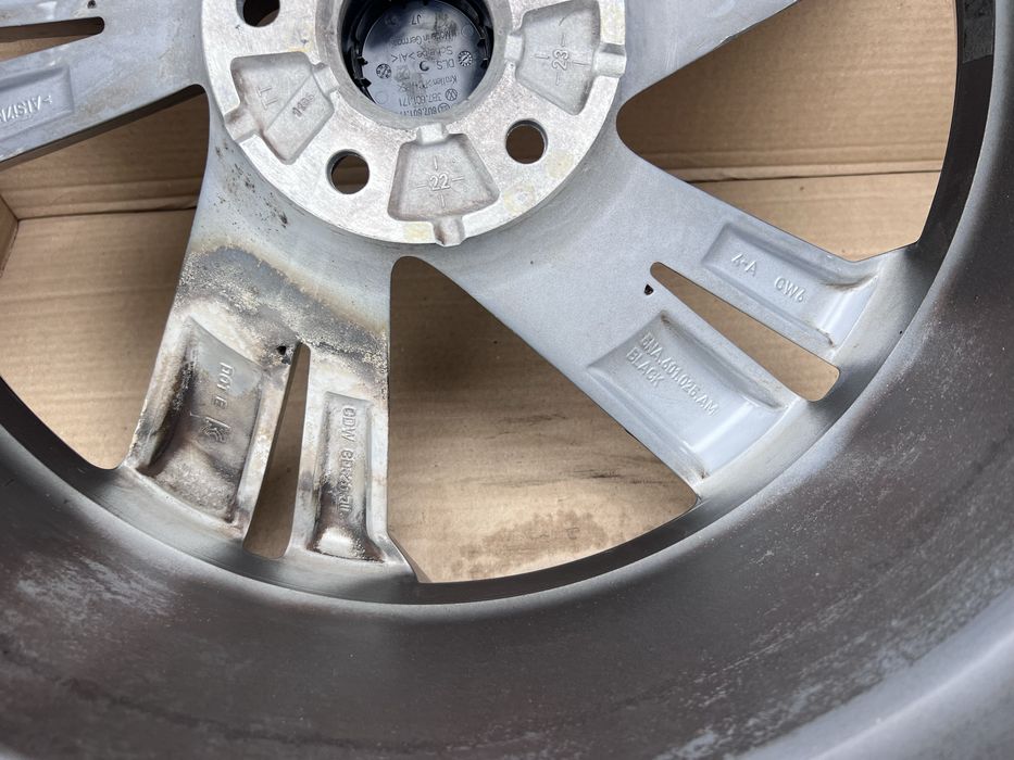 Диск R Line 1шт R19 5 112 et38 J8.5 Оригінал VW tiguan тігуан