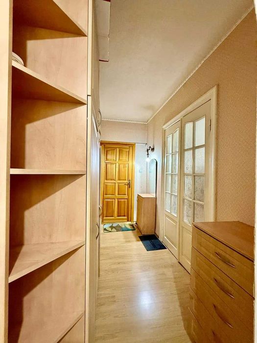 Продаж 2к квартири з кам.ремонтом у центральному р-н