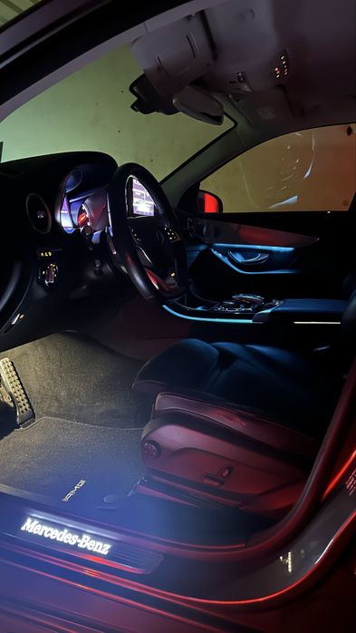 Mercedes-Benz GLC 250d 4Matric 9G-TRONIC AMG Line