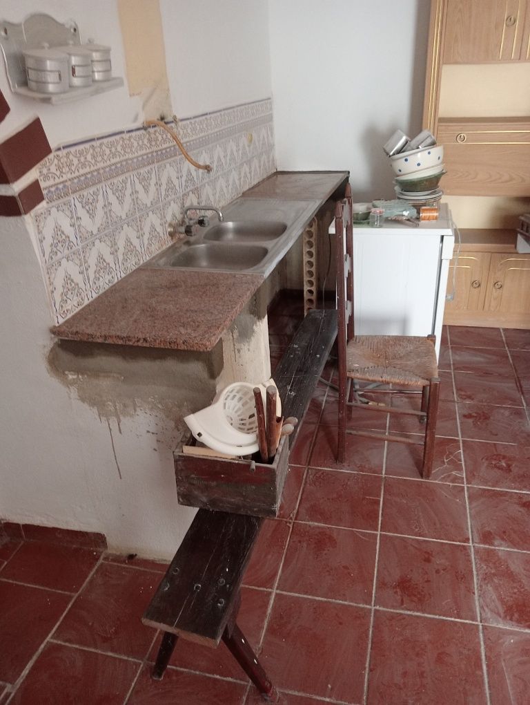 Realizo limpezas de casas, pinturas