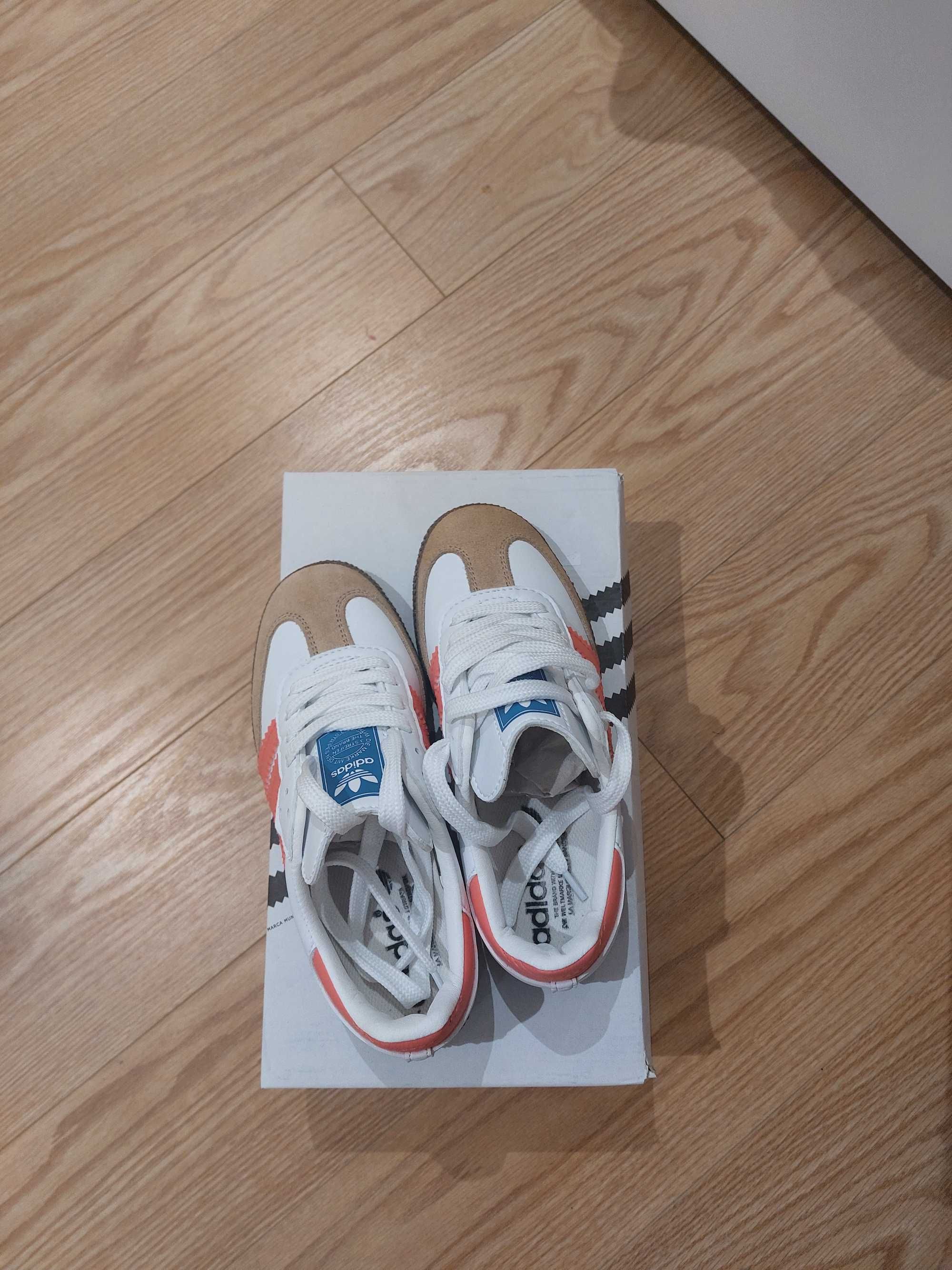 Sapatilha Adidas Samba