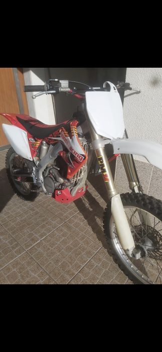 Honda CRF 250R.  2009