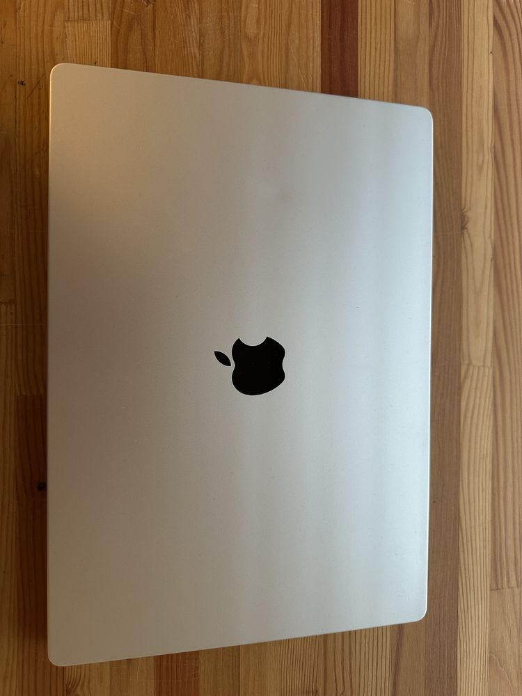 Laptop Apple MacBook Pro 16 A2485 M1 Max 64gb 1tb ssd A+ fv23