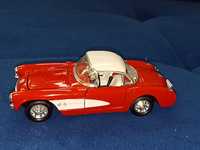 Bardzo ładny Model camochodu Corvette 1957 skala 1:34