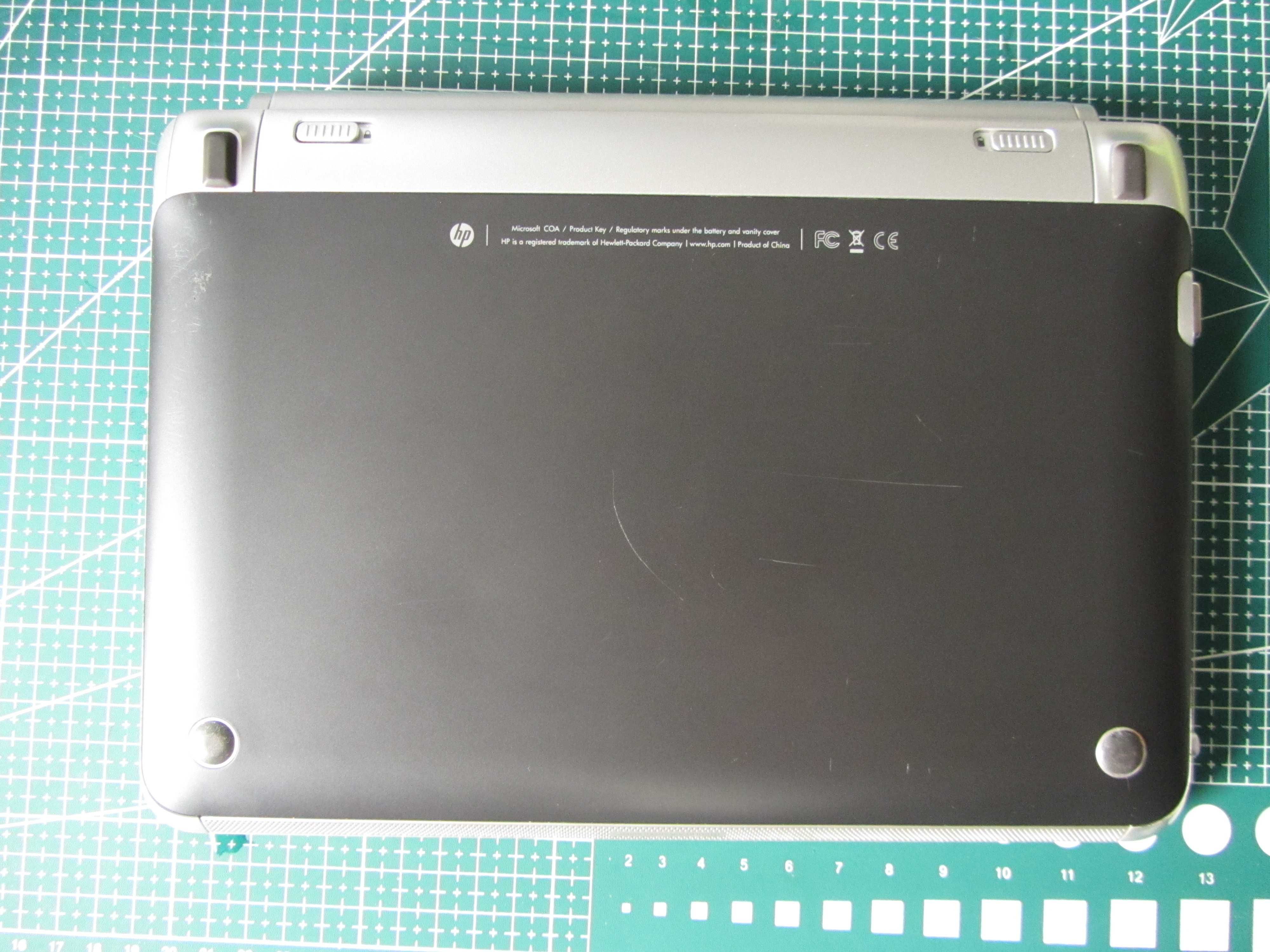 HP Mini 210 10" laptop netbook