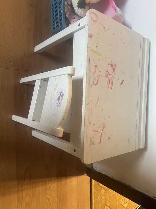 Mesa+cadeira para criança