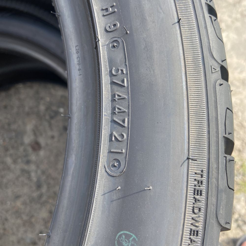 Нові шини 315/35 r20 Nitto NT421Q. (Toyo). Японія.