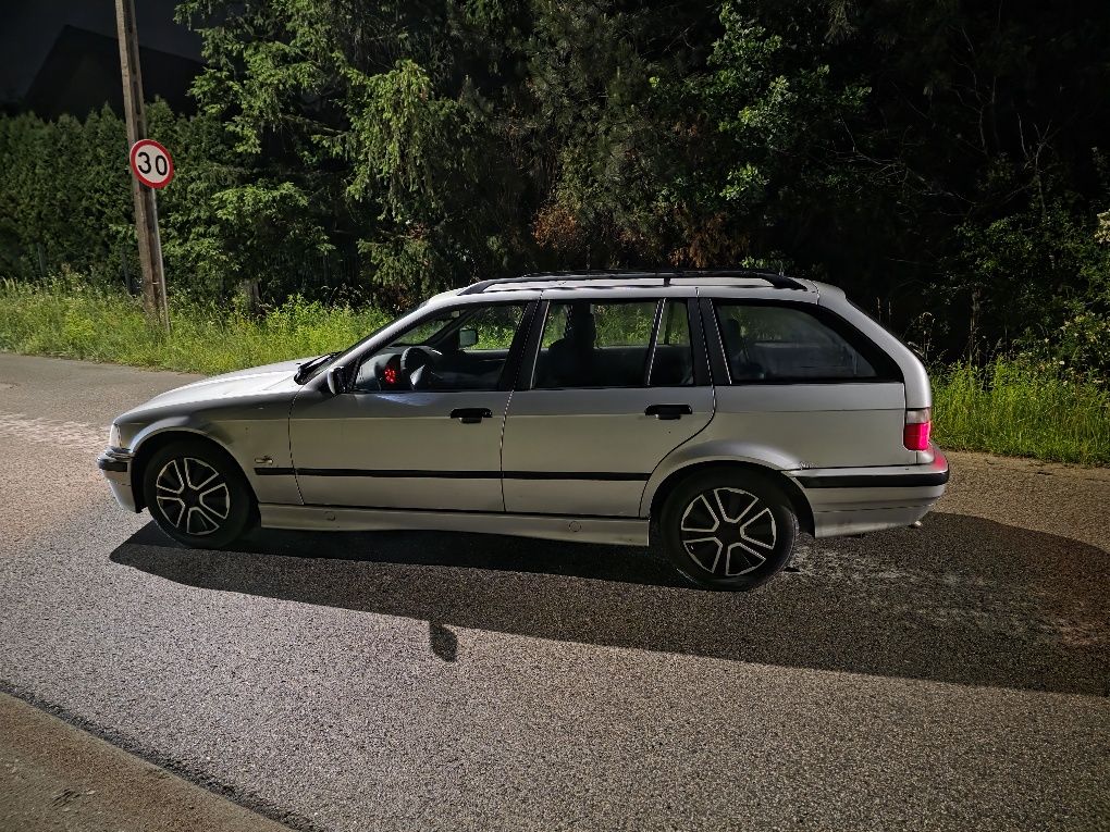 Bmw e36 318tds Klima/Sporty/Szyperdach/tempomat/zamiana
