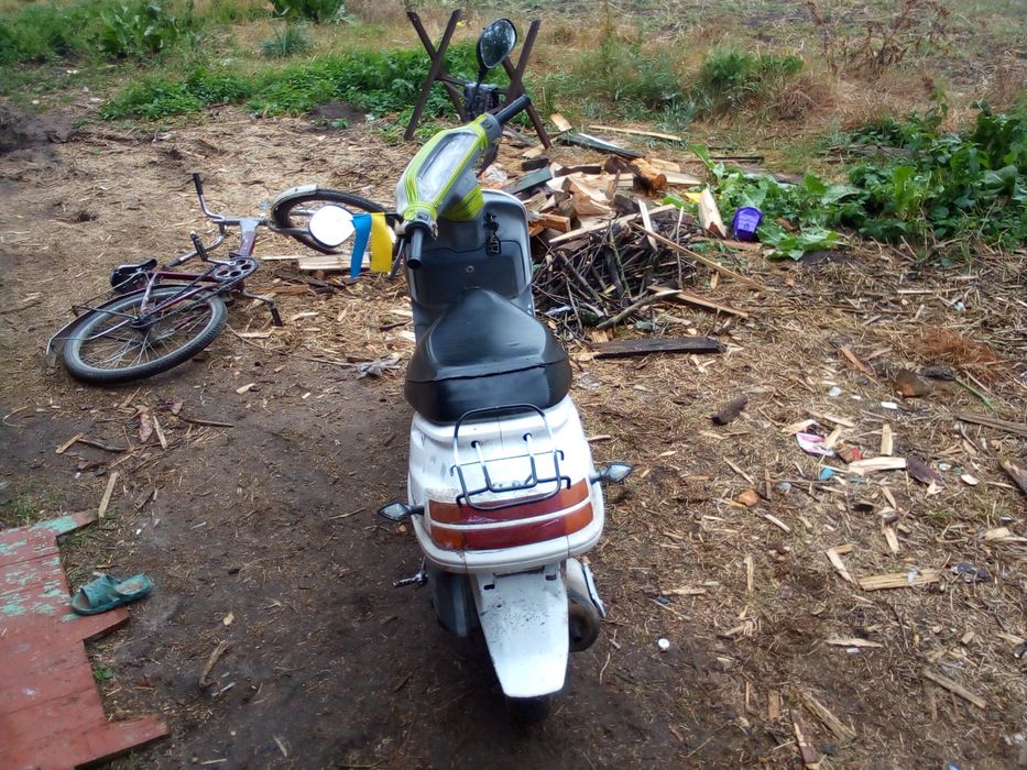 Продам скутер на ходу