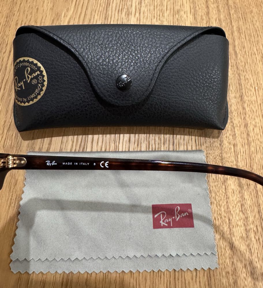 Ray-Ban Clubmaster RB3016 W0366 – Originais e em excelente estado