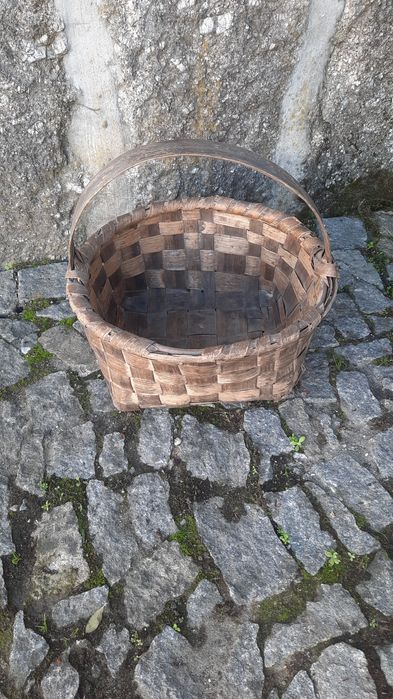 Cesta antiga, vintage.