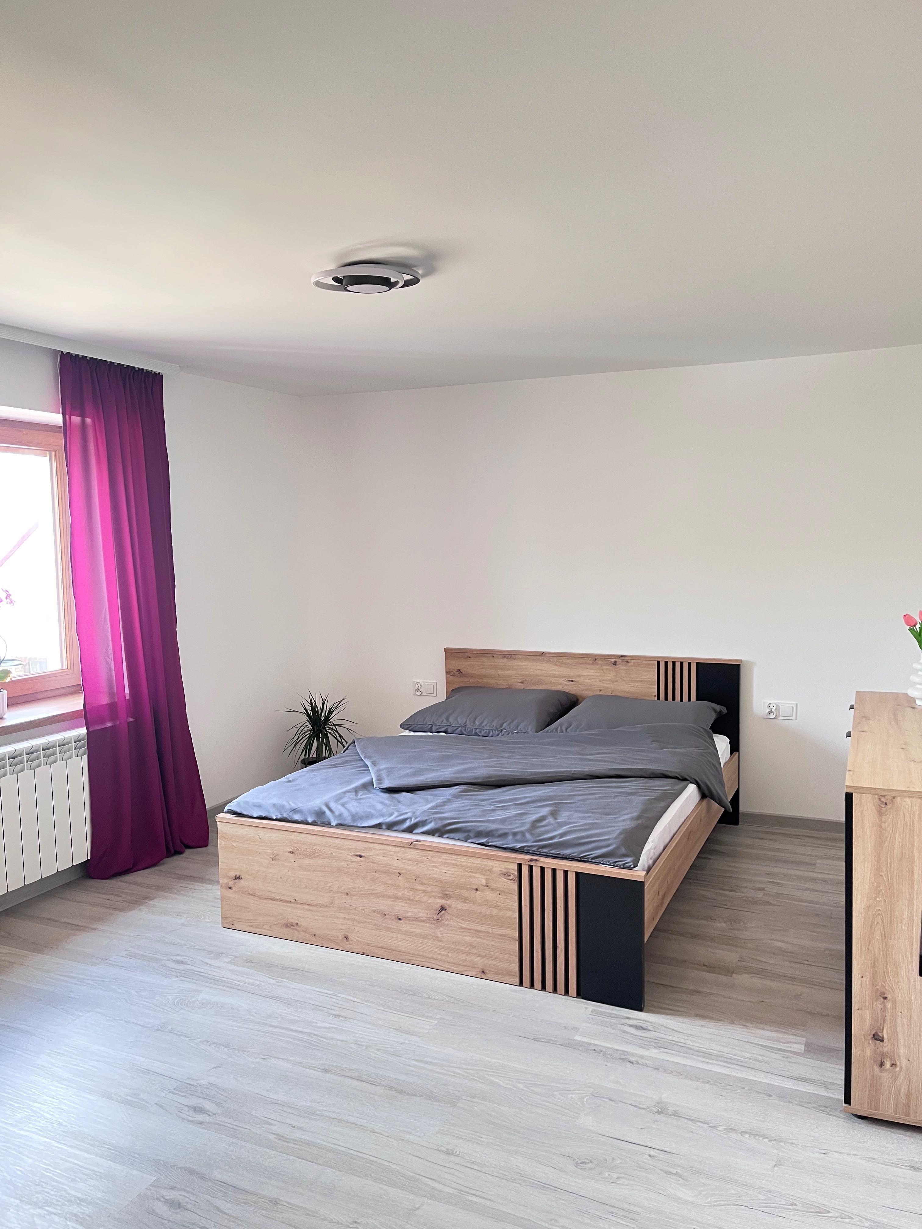 Apartament 4-osobowy z balkonem – idealny na spokojny wypoczynek