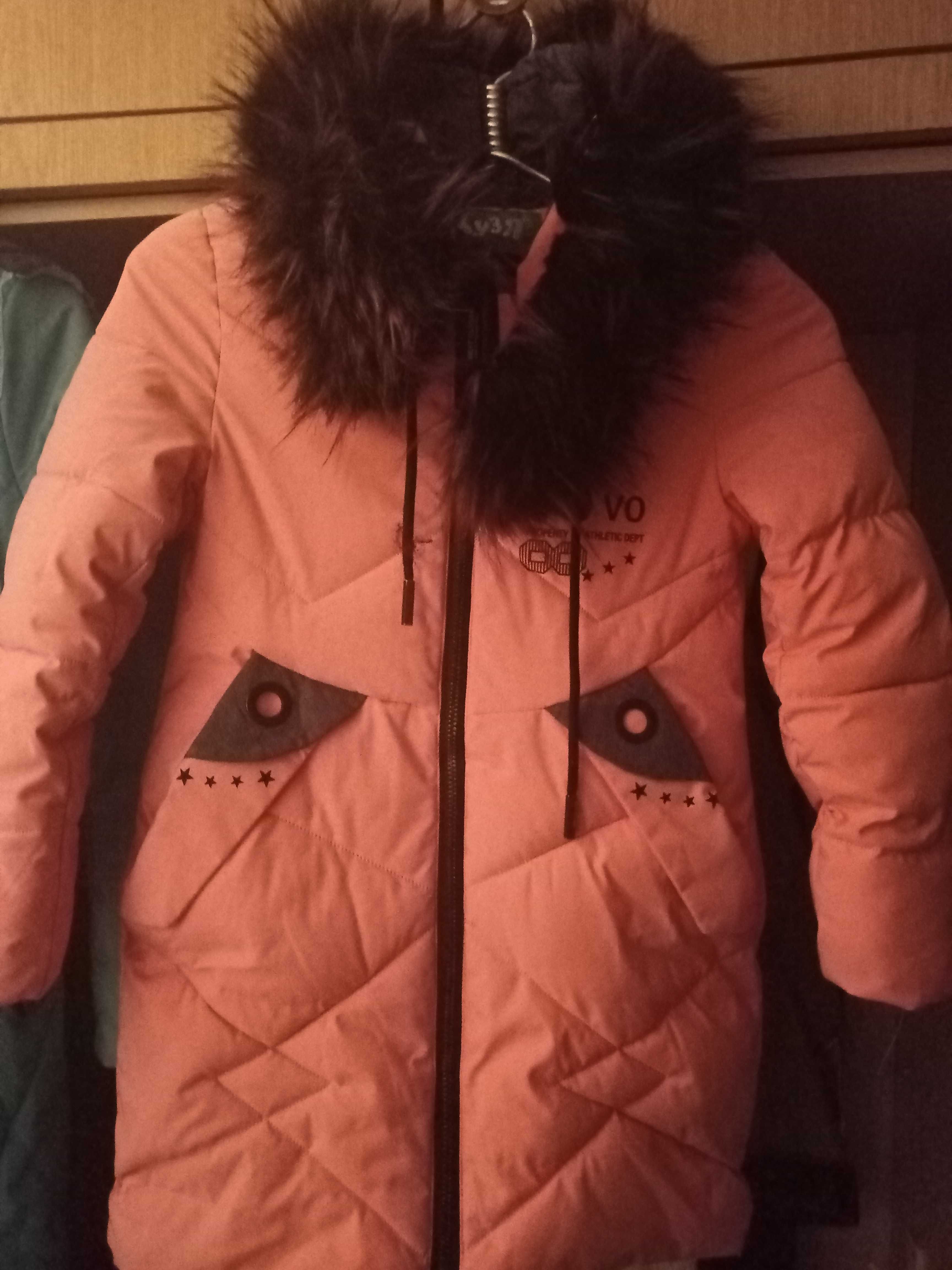 Дитяче пальто для дівчинки
