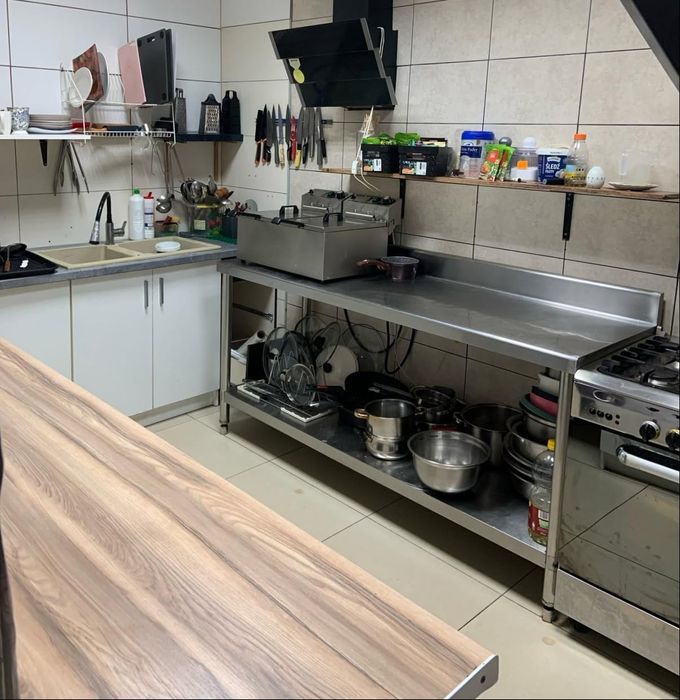 Komplet gastro: lodówka, stoły, kuchnia – tanio – Słubice