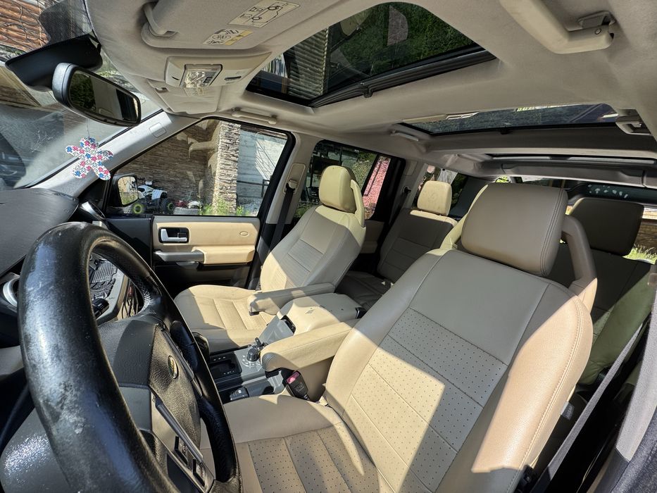 Land Rover Discovery 4х4 позашляховик доставка у ваше мі.