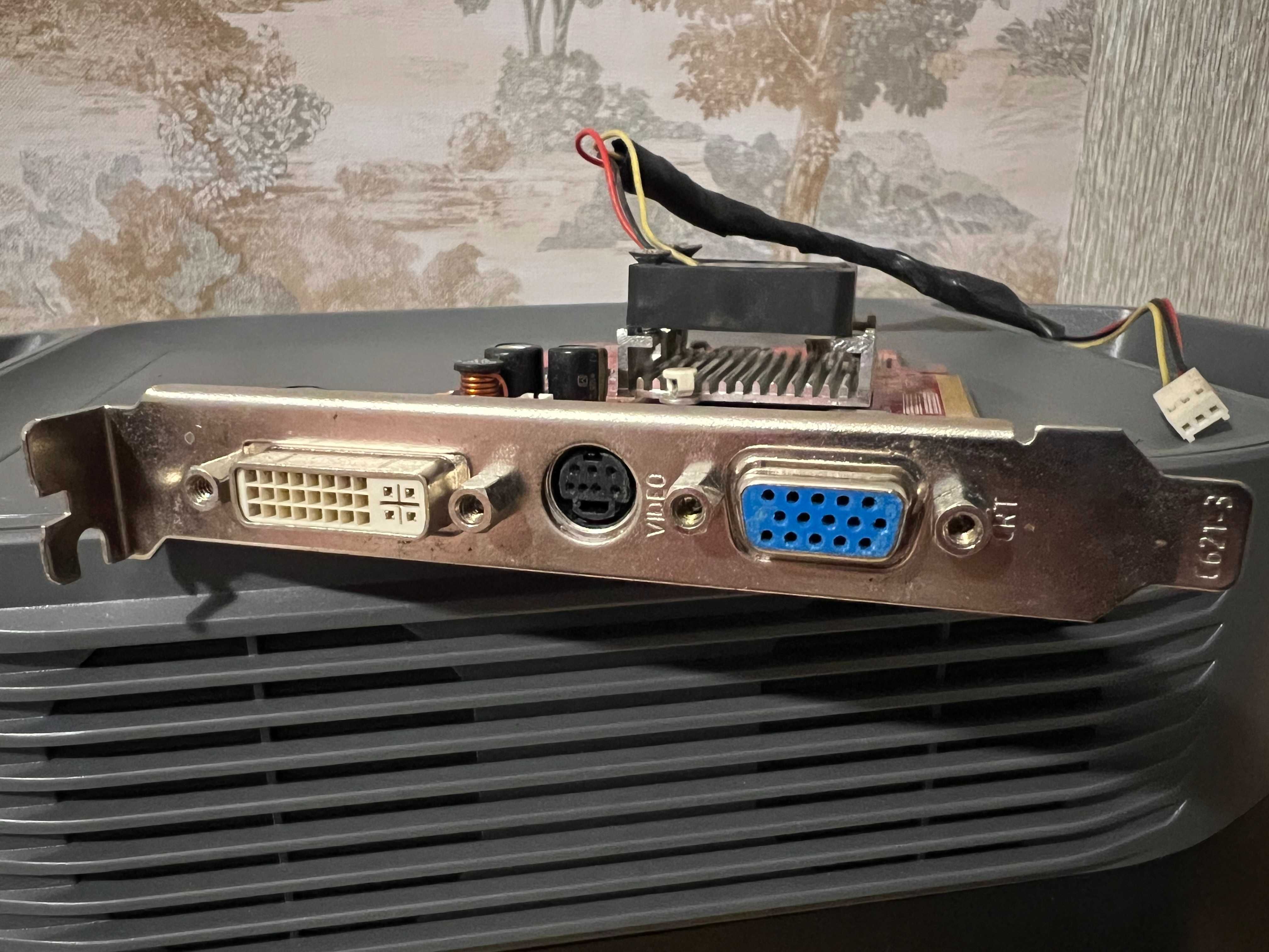 Відеокарта ATI R38-PD3B видеокарта