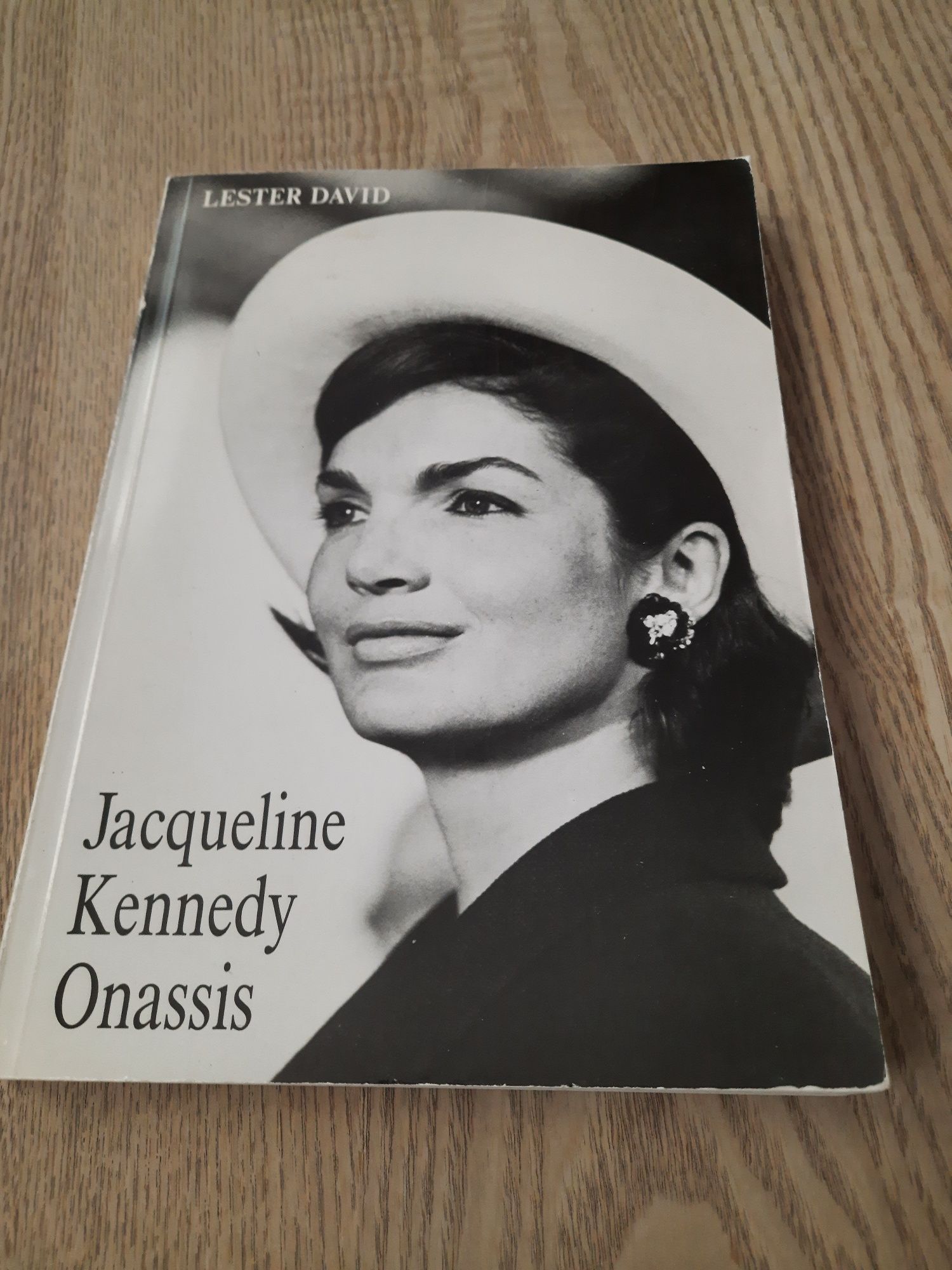 Jacqueline Kennedy Onassis. Lester David.