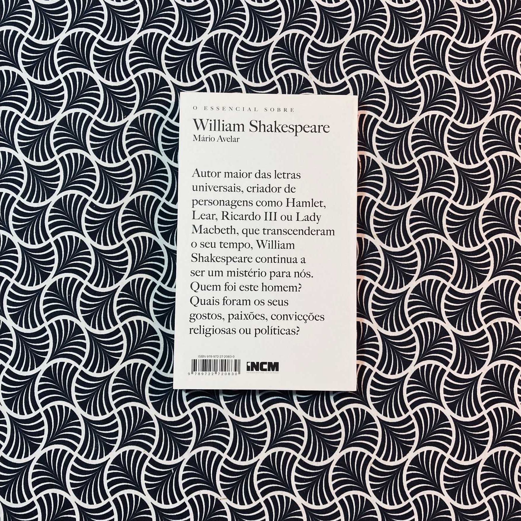 O Essencial Sobre William Shakespeare (1ª ed.) - Mário Avelar
