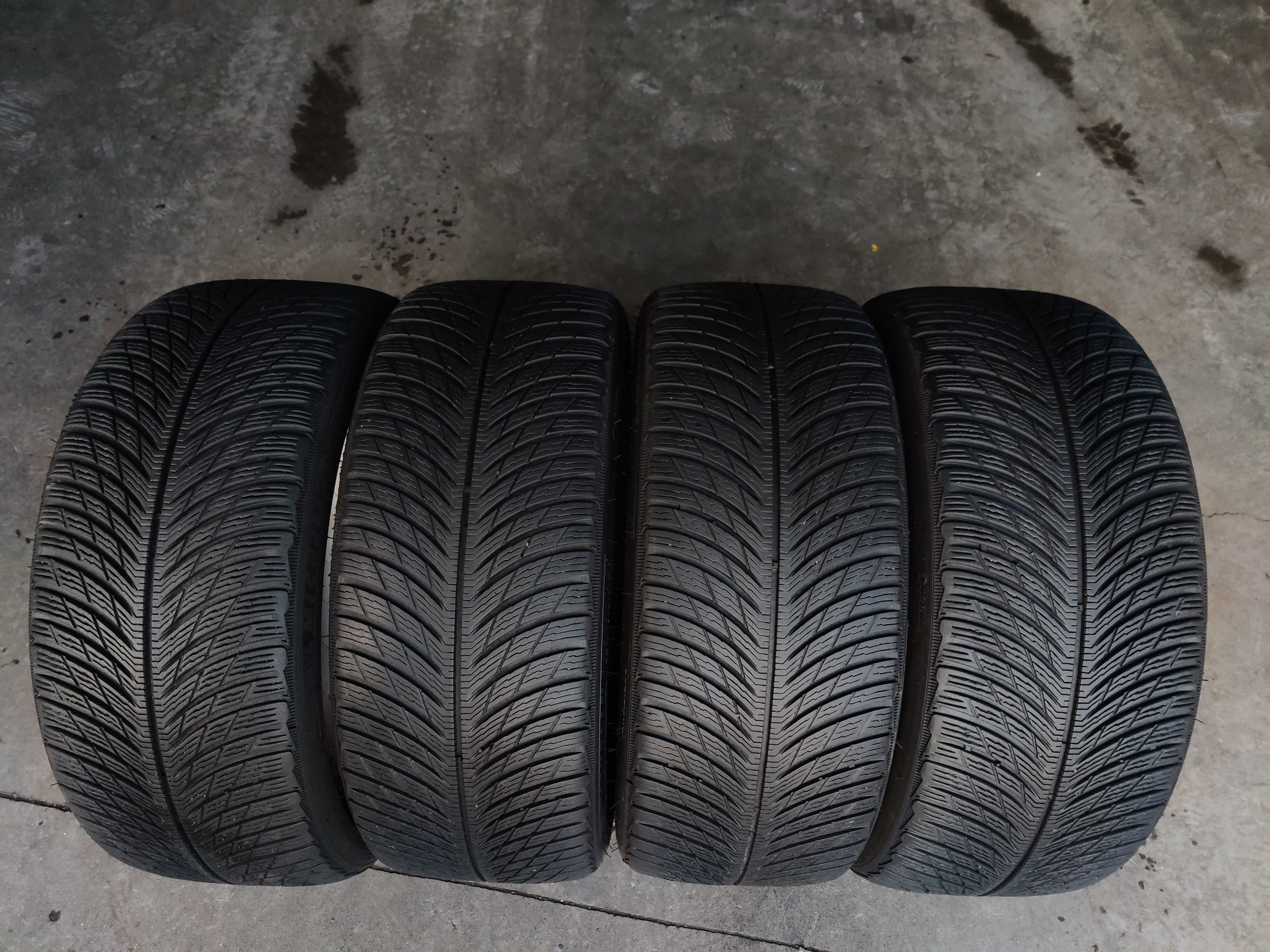 245/35 R19 зимові шини Michelin Pilot Alpin преміум клас гуми