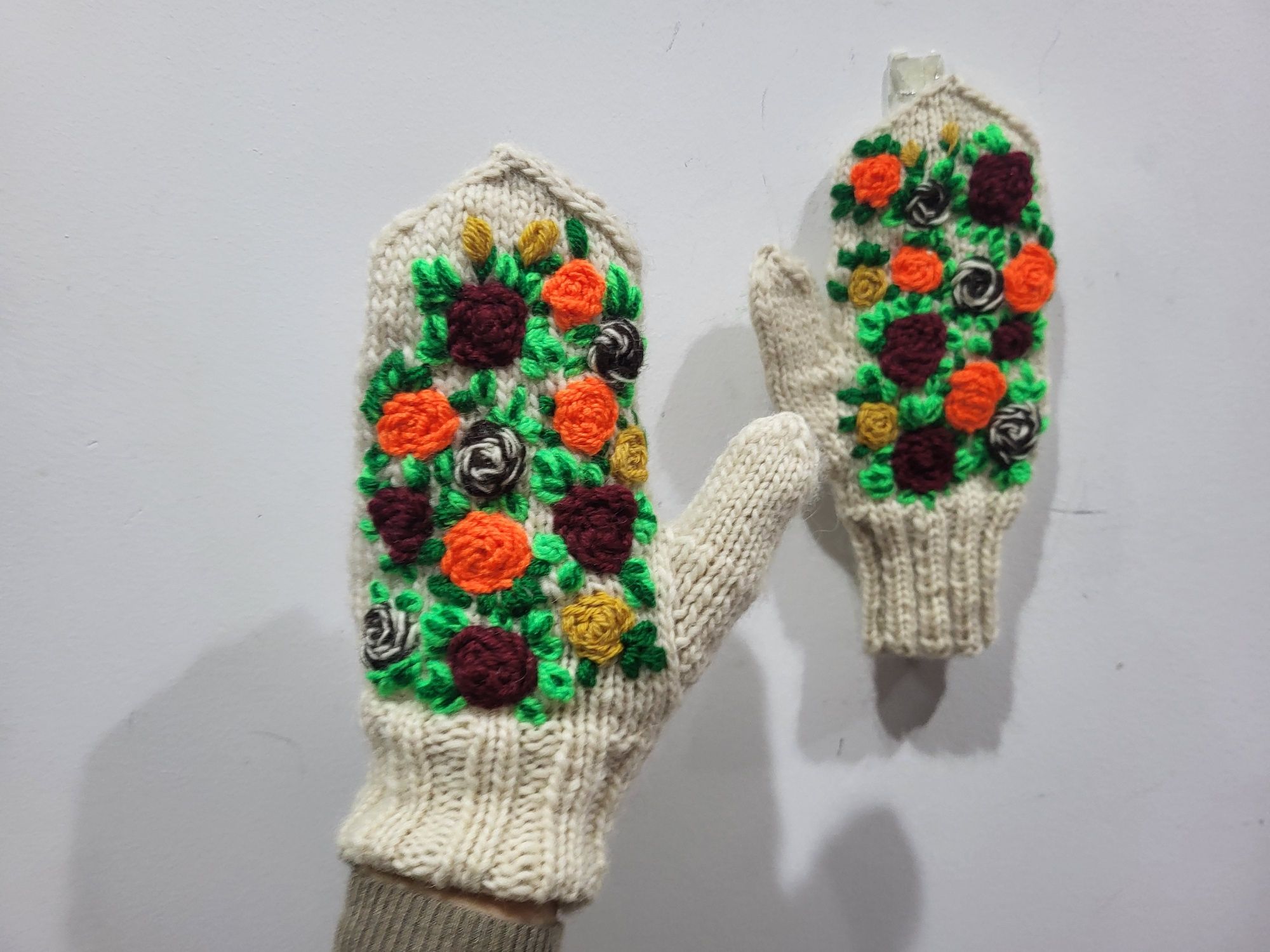 Wełna merino haftowane rękawiczki Handmade