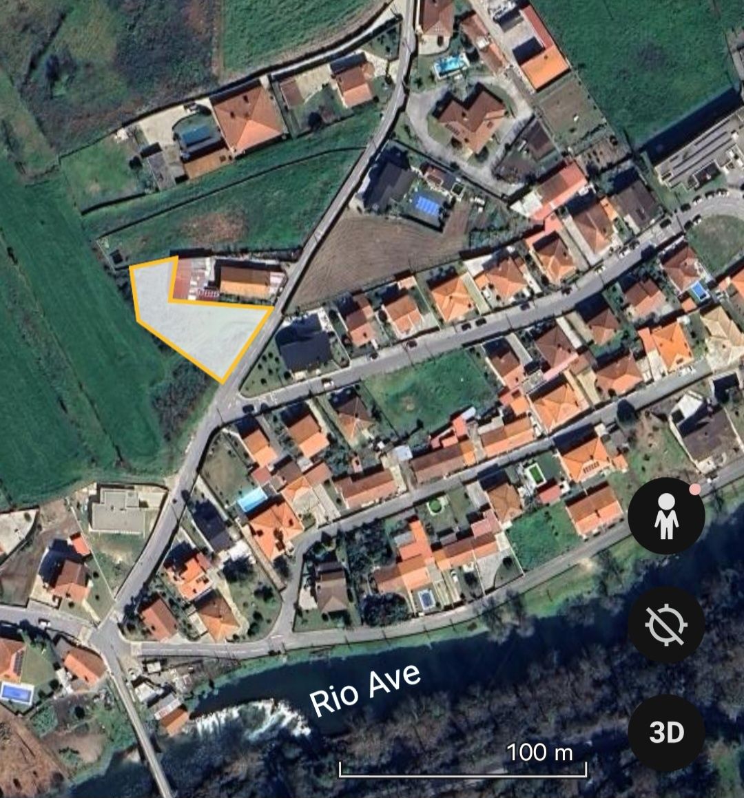 2 Lotes de terreno 1158 m2 e 1390 m2