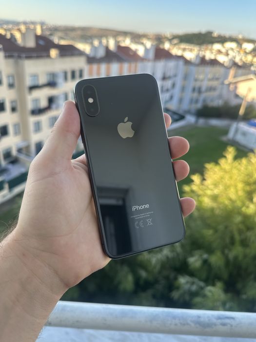 iPhone XS 64gb preto em bom estado