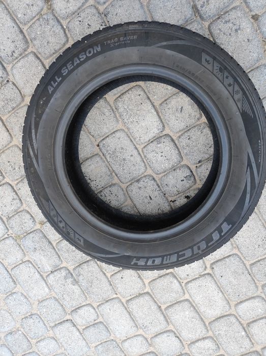 215.60.17 jedna opona TracMax All Season  Dot 2021