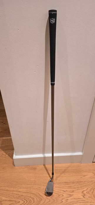 Kij golfowy WIlson Staff Gap Wedge Grafit praworęczny, jak nowy