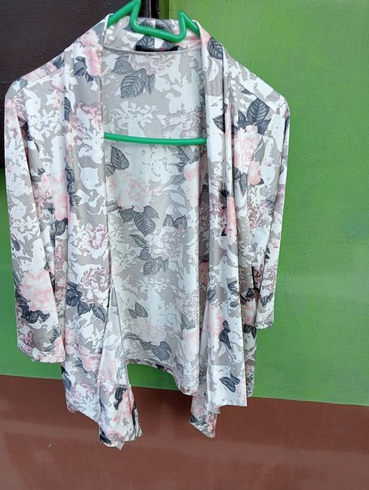 Narzuta damska lettnia