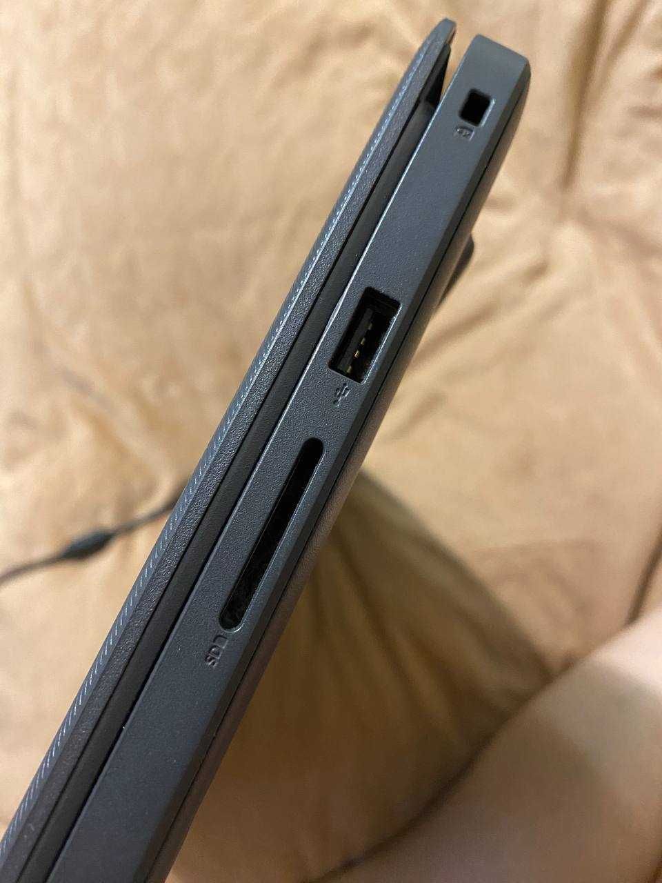 Ноутбук Dell Vostro 3520