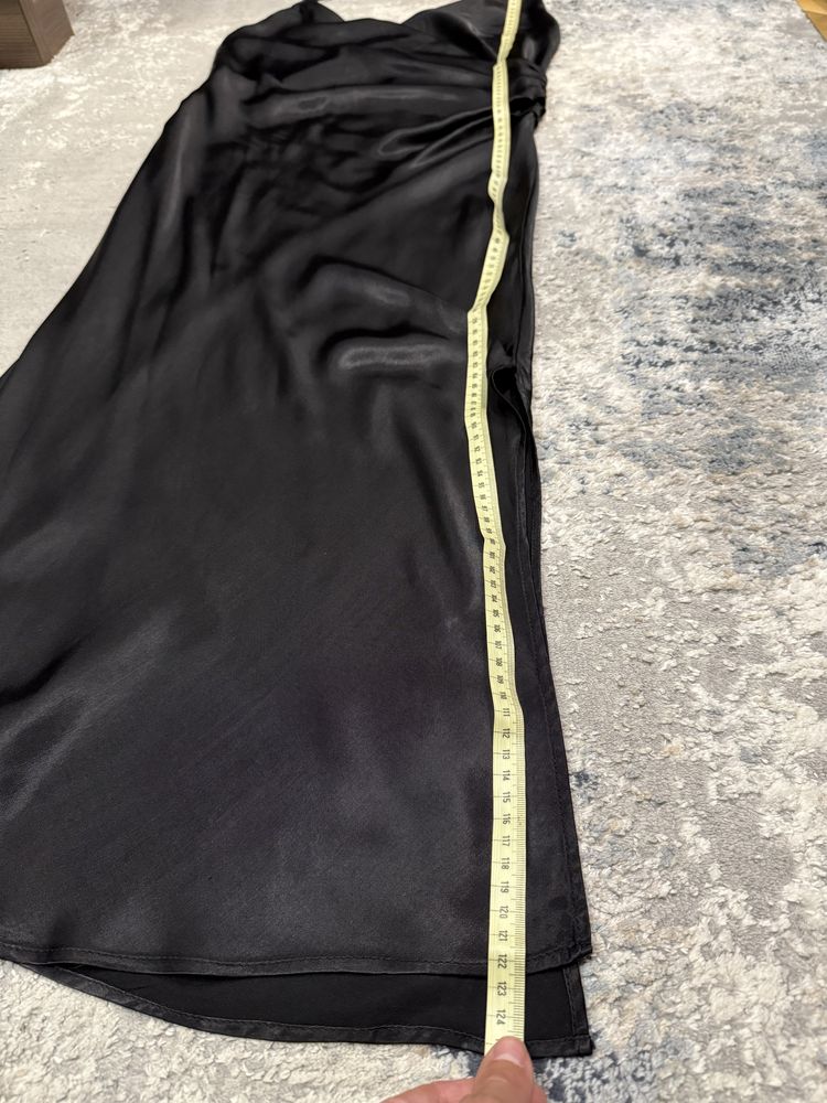 Платье чёрное ZARA