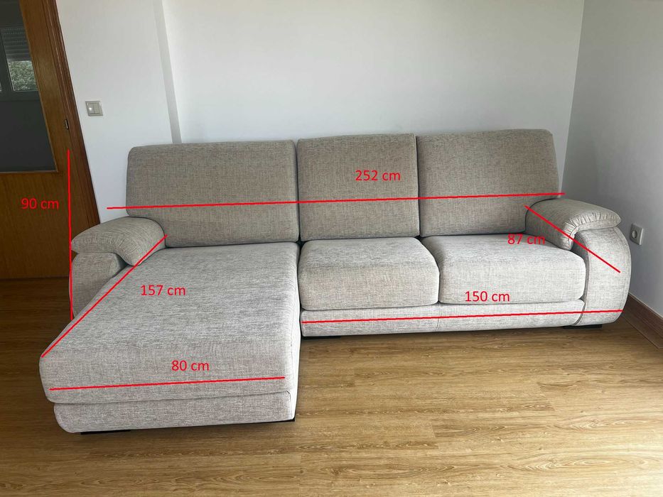 Sofá confortável à venda – como novo