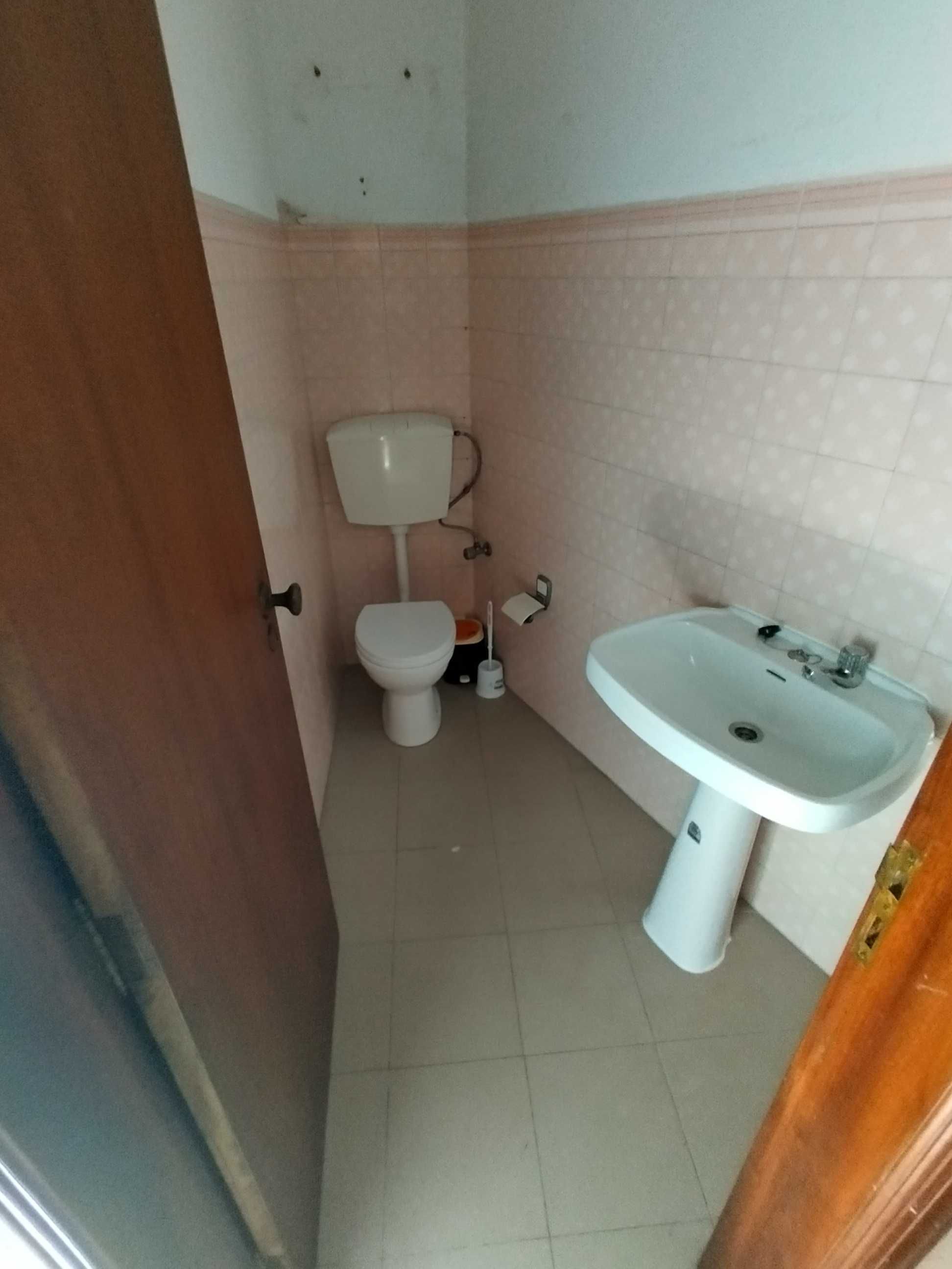 Loja/escritório na Vila de Febres