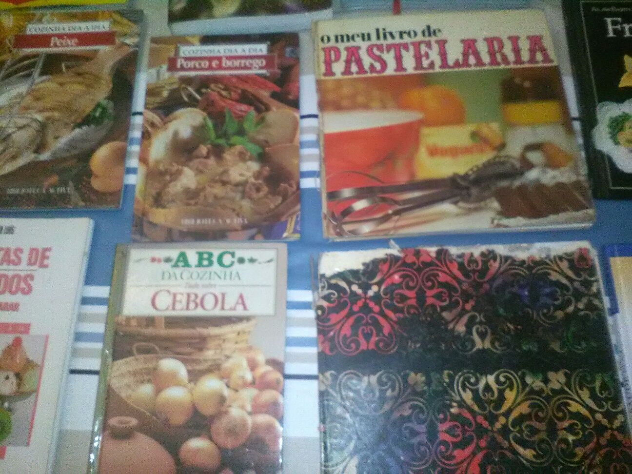 Conjunto de 28 Livros Diversos Culinária/Gastronomia