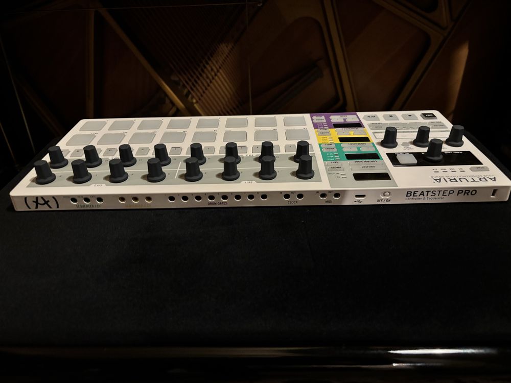 Arturia Beatstep Pro
